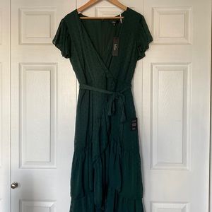 NWT Lulu’s Faux Wrap Midi Dress